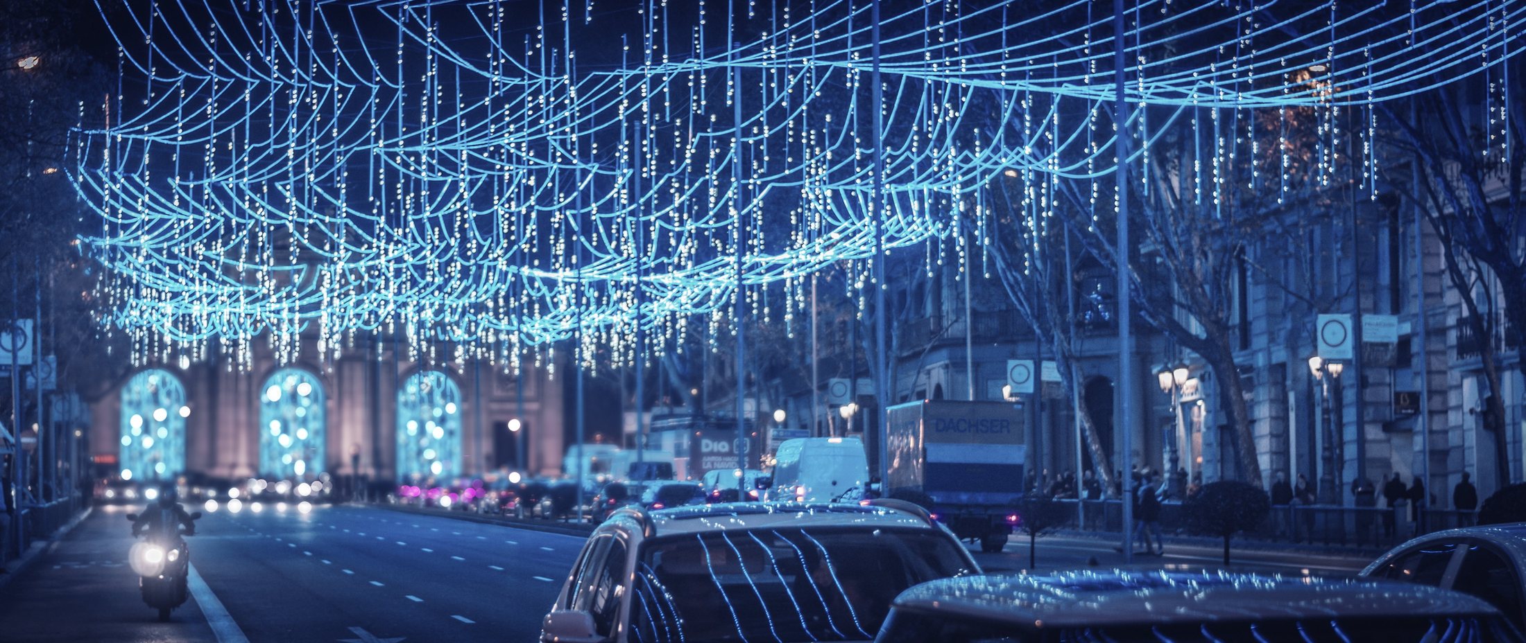Tuk Tuk tour through Madrid's Christmas lights