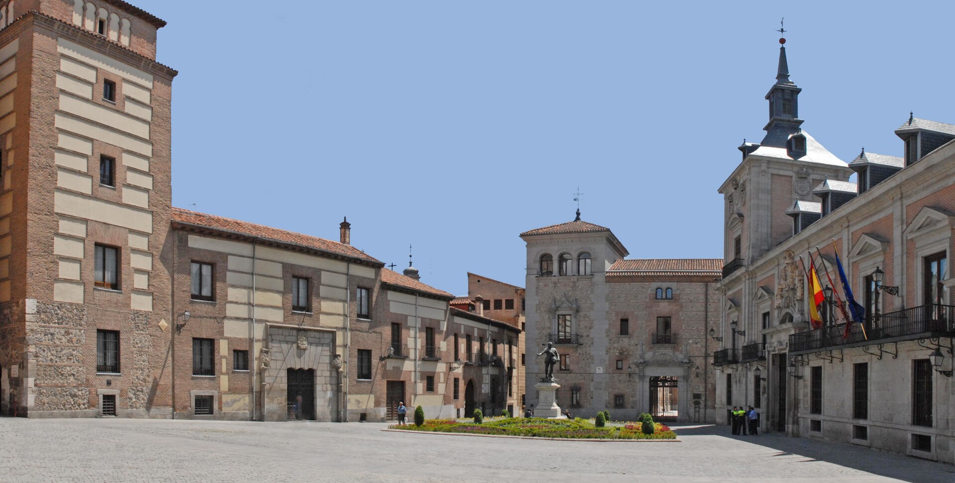PLAZA VILLA